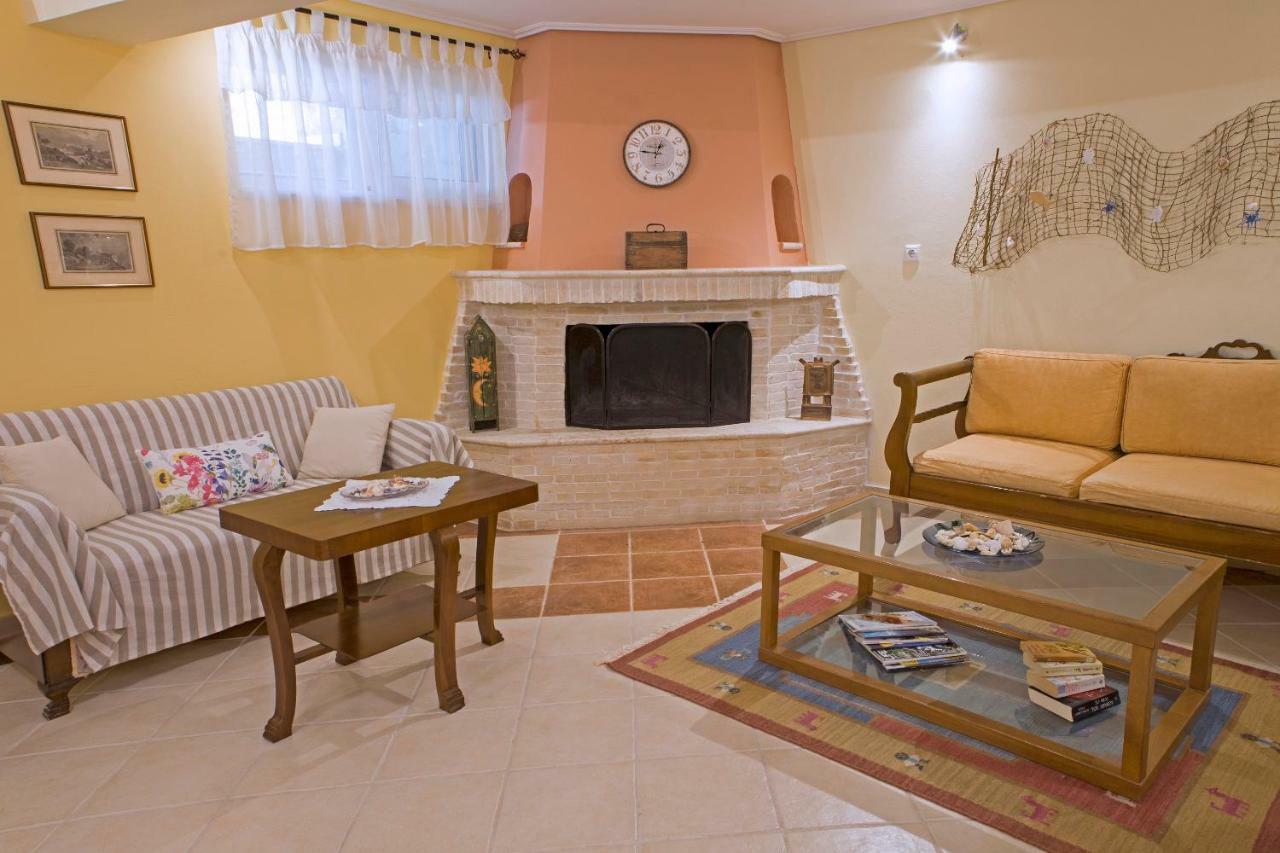 Remezzo Apartments Akrogiali Pokój zdjęcie